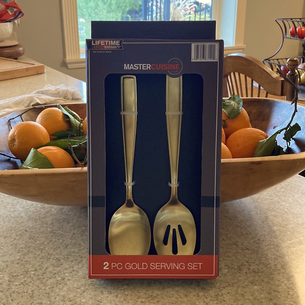 NIB Master Cuisine 2 Piece Gold Serving Set